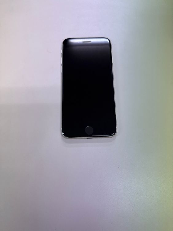 iPhone SE 3 64GB 80% �������饤�� Sim�ե꡼