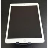 iPad 第8世代 32GB Wi-Fiモデル シルバー