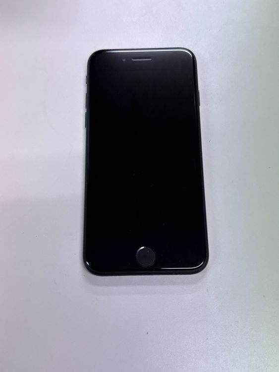 iPhone SE 2 65GB 86% �֥�å� SIM�ե꡼