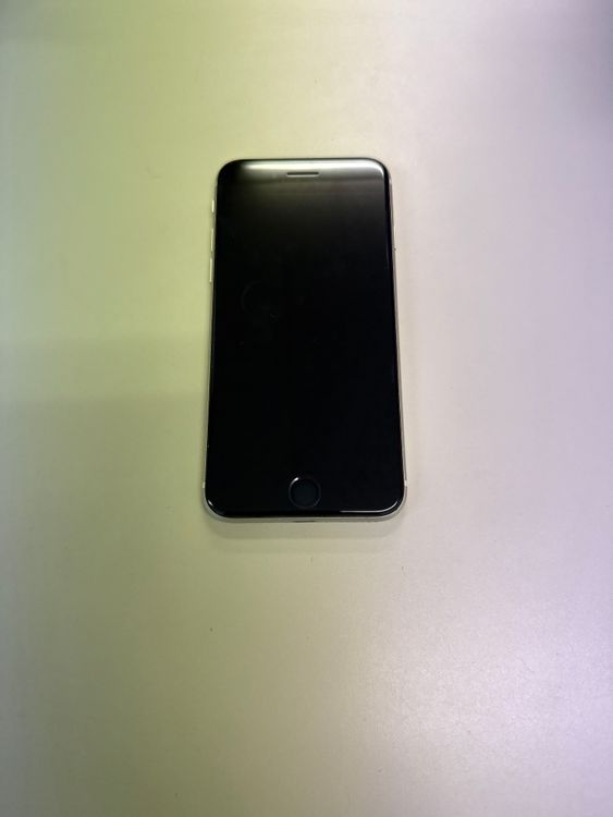 iPhone SE 3 64GB 91% �������饤��