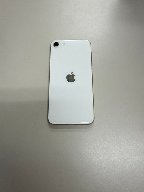 iPhone SE 3 64GB 75% �������饤��