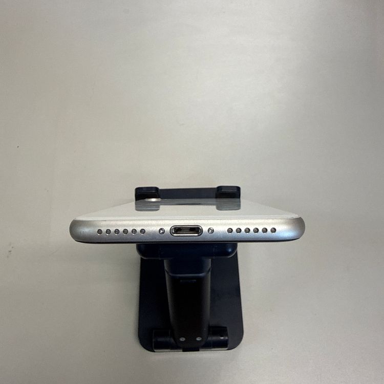 iPhone SE ��3���� 64GB SIM�ե꡼ �������饤��