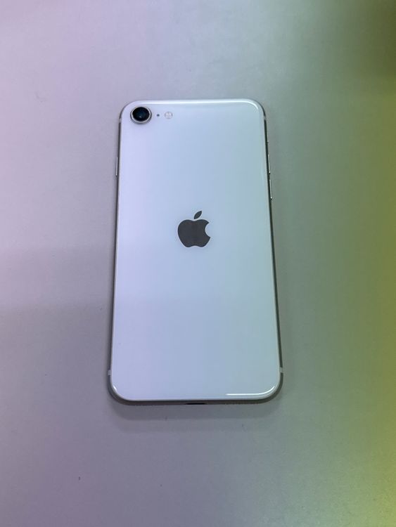 iPhone SE 3 64GB 77% �������饤�� SIM�ե꡼