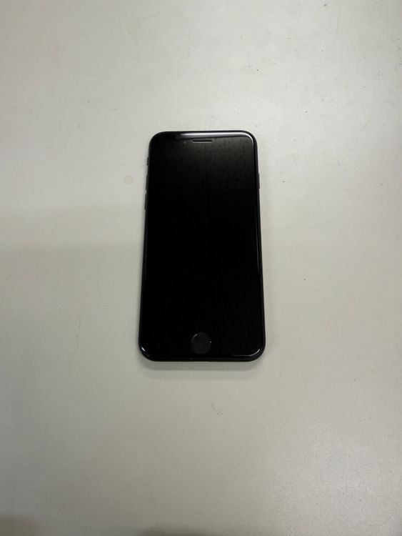 iPhone SE 2 64GB 90% �֥�å� Sim�ե꡼