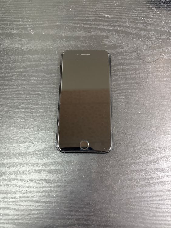 iPhone SE ��3���� 64GB 74% SIM�ե꡼ �ߥåɥʥ���