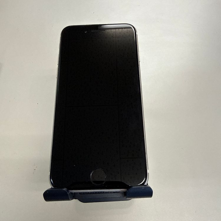 iPhone SE ��3���� 64GB SIM�ե꡼ �������饤��