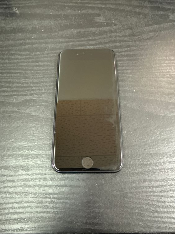 iPhone SE3 64GB 100% SIM�ե꡼ �ߥåɥʥ���