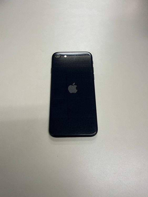 iPhone SE 3 64GB 84% �ߥåɥʥ���