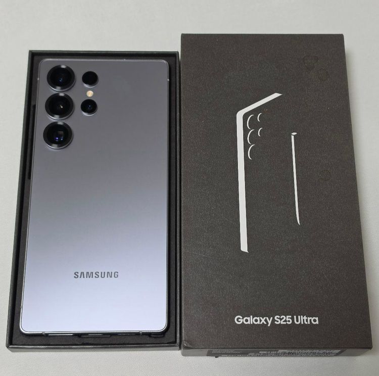 Galaxy S25 Ultra 256GB �����˥��ॷ��С��֥롼 ������ SIM�ե꡼