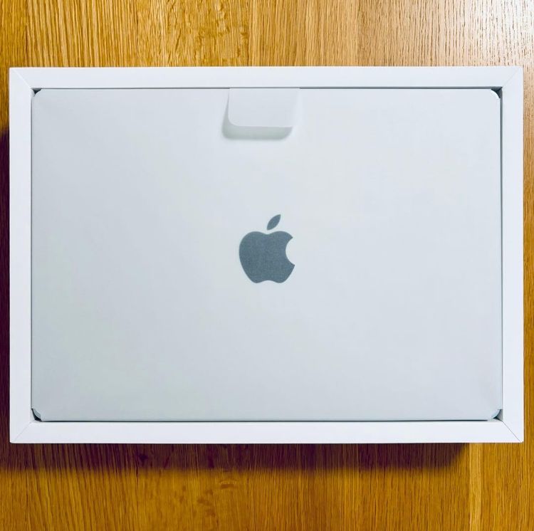 M3 MacBook Pro 8GB/512GB 14.2�����
