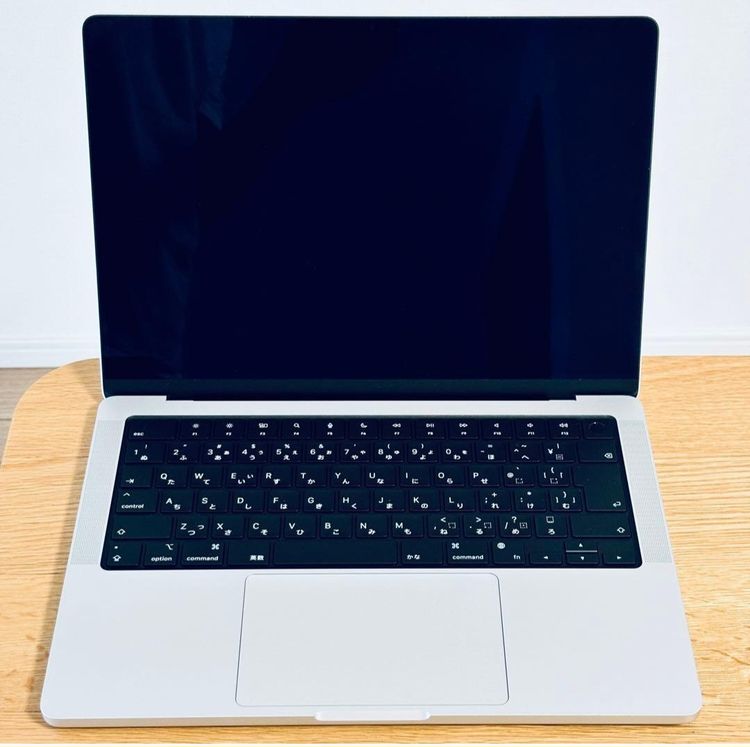 M3 MacBook Pro 8GB/512GB 14.2�����