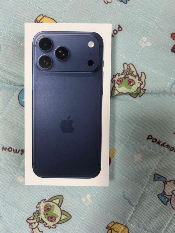 iPhone 17 Pro Max 512GB �ǥ����ץ֥롼
