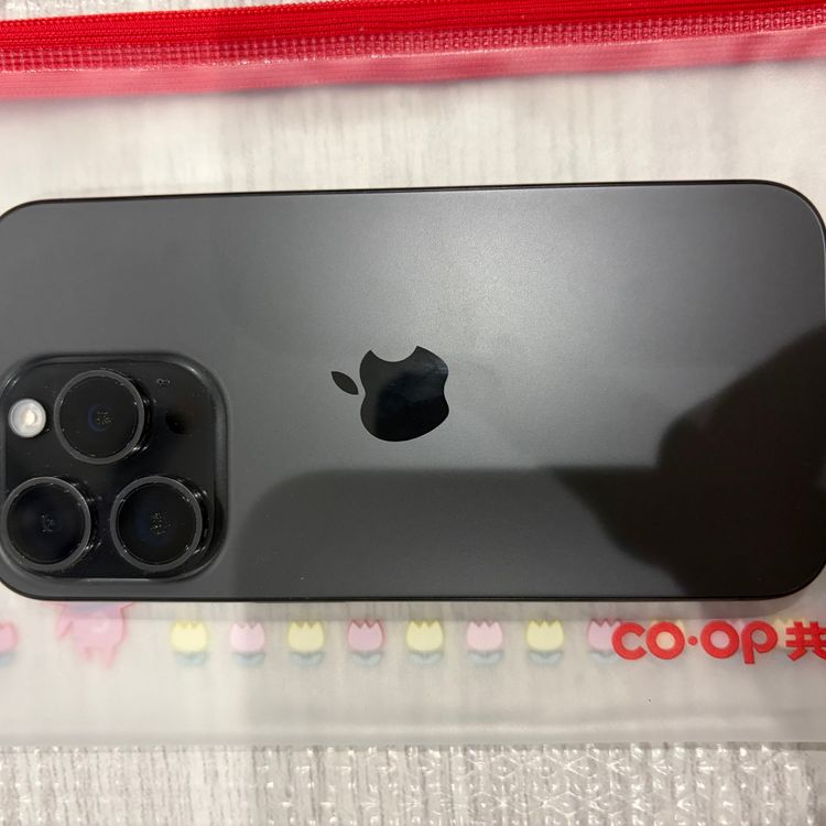 iPhone15 pro 256GB �Хåƥ꡼��������84%