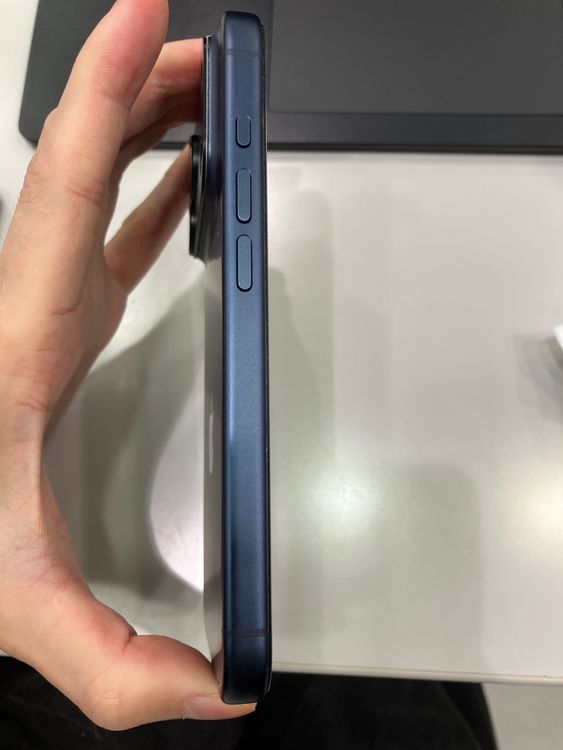 Ķ���� iPhone 17 Pro 256GB �ǥ����ץ֥롼 SIM�ե꡼